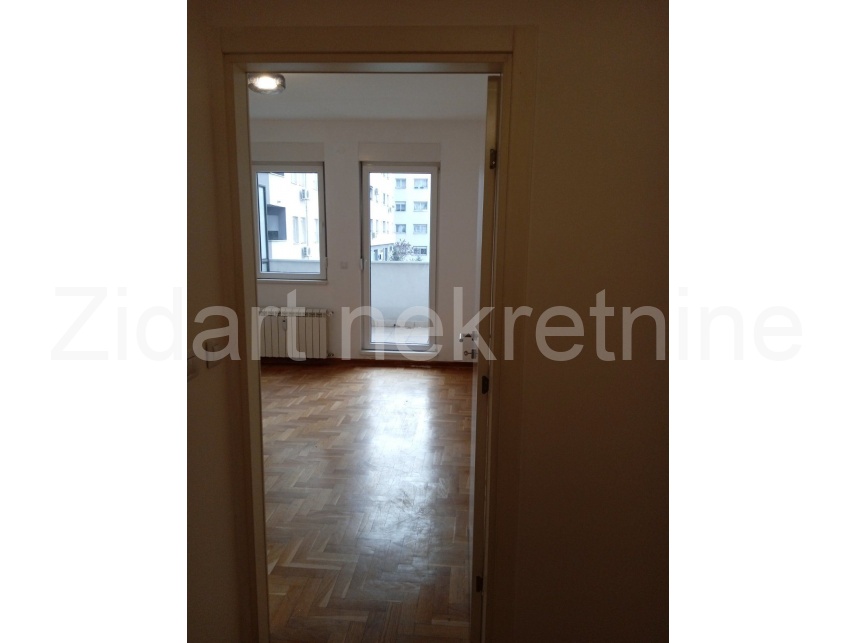 Квартира, 785 м², 213 000$ — FAKTOR